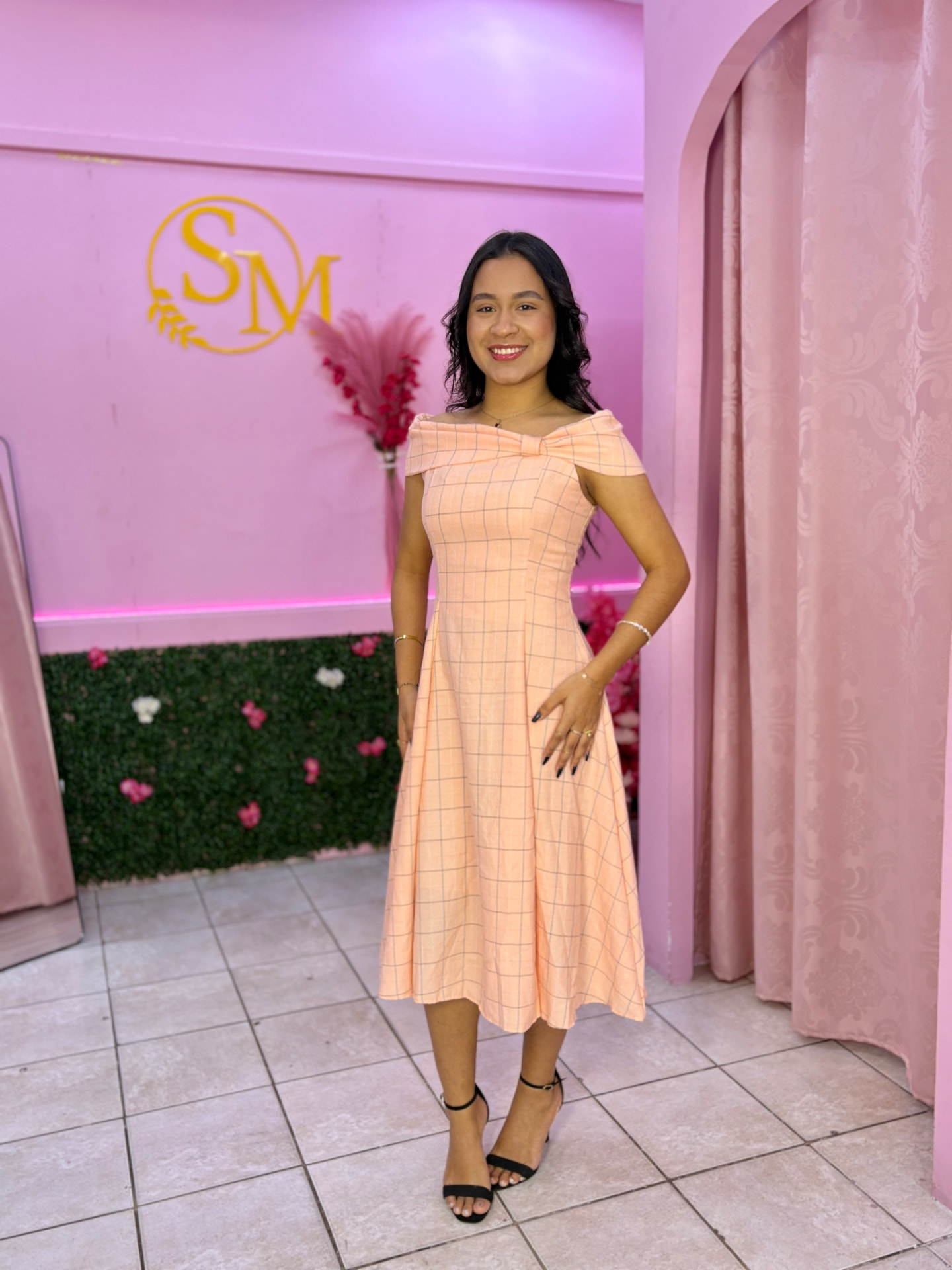 Vestido Antonia Pêssego Xadrez — Vestidos feminino Sarah Modas Slz São Luís