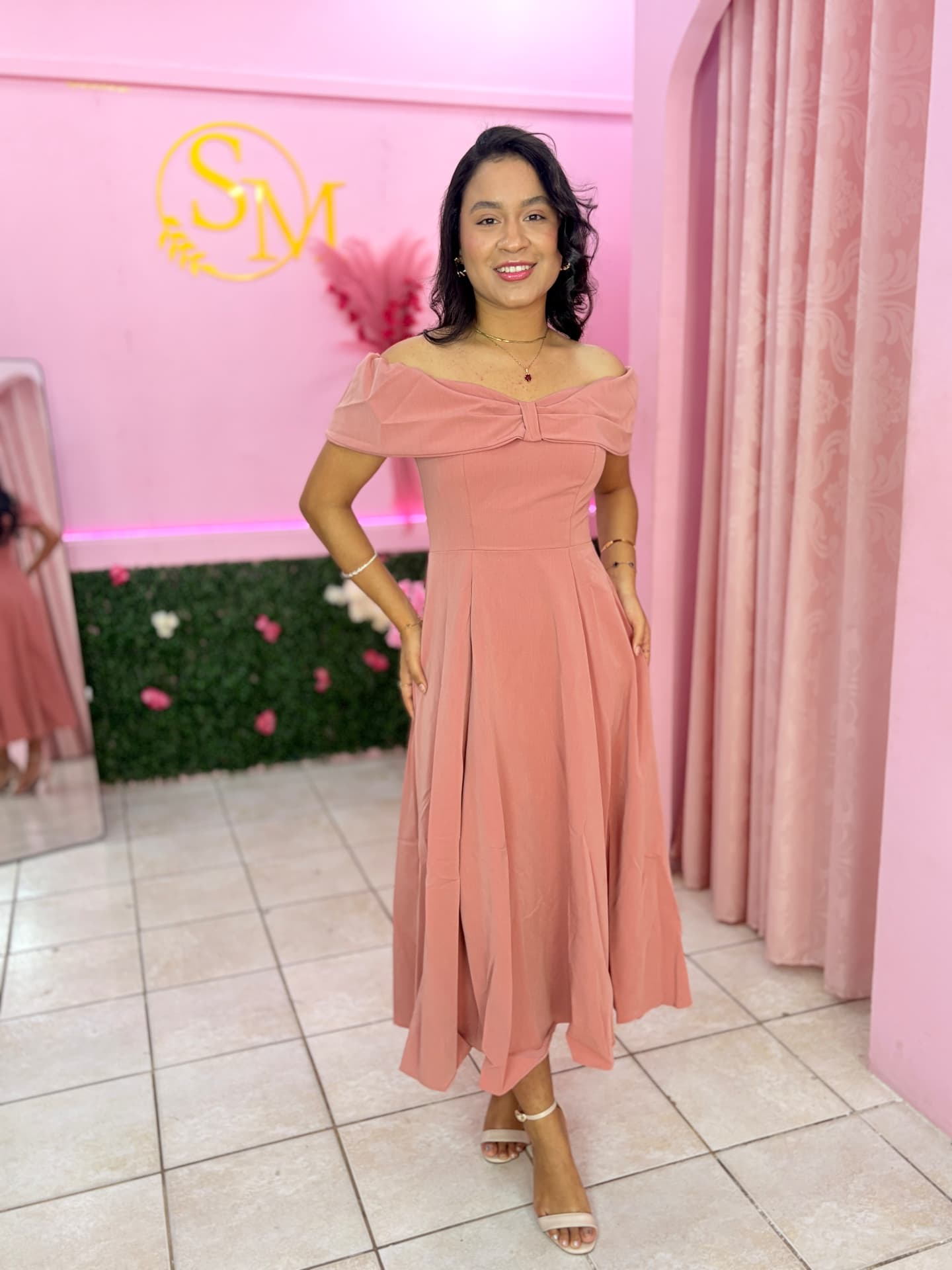 Vestido Midi Rosé Ombro a Ombro — Vestidos feminino Sarah Modas Slz São Luís