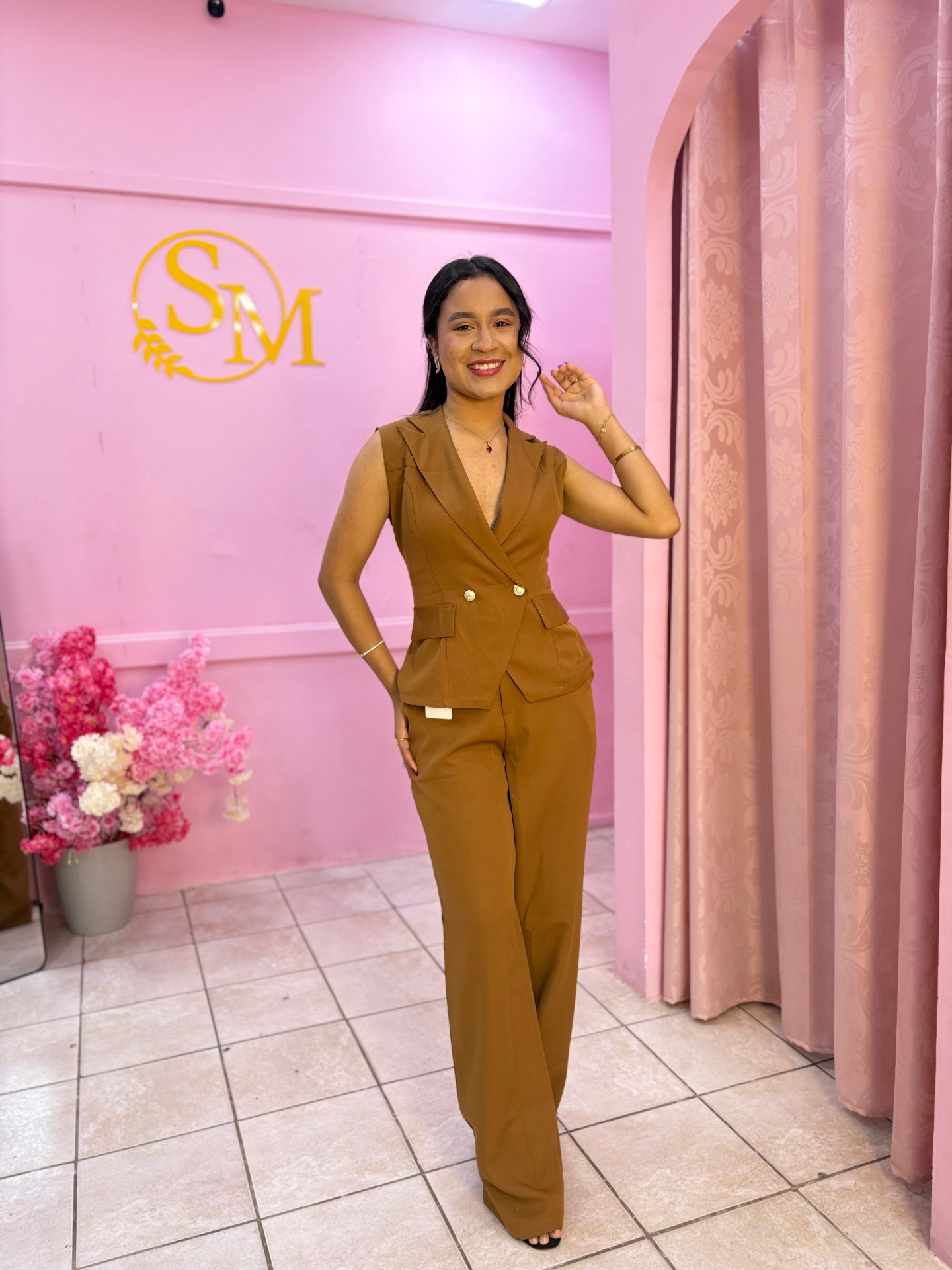 Conjunto Bruna Alfaiataria Caramelo — Conjuntos feminino Sarah Modas Slz São Luís